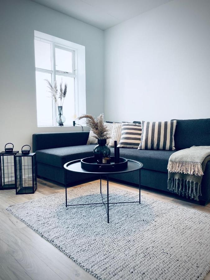 Day Dream Central Akureyri Two Bedroom Apartment Exterior foto